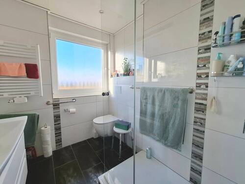 modernes Duschbadd - 