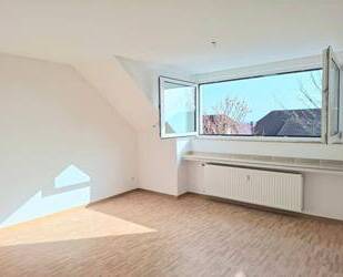 Recklinghausen-Suderwich! Renovierte, helle Dachgeschosswohnung in einem gepflegten Mehrfamilienhaus