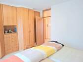 Schlafzimmer Bild 2 - 