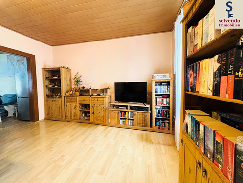 Wohnzimmer - 3 Zimmer Reihenmittelhaus in Pirmasens