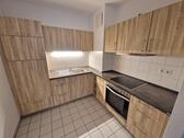 Einbauküche - 2 Zimmer Etagenwohnung zur Miete in Chemnitz
