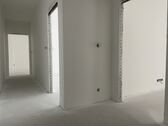 Flur Obergeschoss - Mehrfamilienhaus, Wohnhaus mit 156,80 m&sup2; in Falkenstein zur Miete