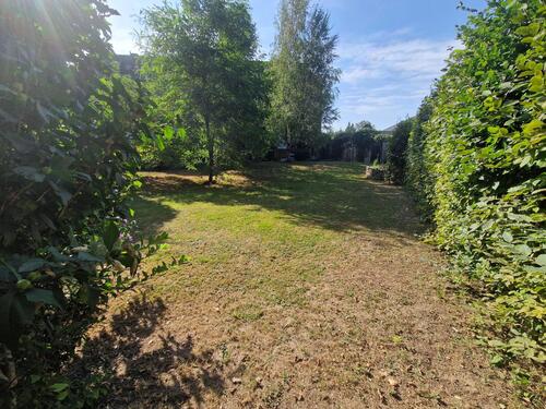 großes Grundstück - Mehrfamilienhaus, Wohnhaus mit 183,60 m² in Lichtenau zum Kaufen