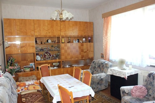 Wohnzimmer der 2-Zimmer Wohnung im Haus 1 - EG - 