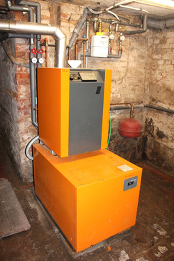 Gaszentralheizung mit WW Aufbereitung im Haus 2 - 