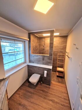 1. Badezimmer... - 
