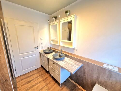 2. Badezimmer - 
