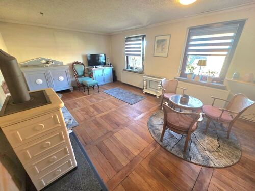Wohnzimmer - 3 Zimmer Doppelhaushälfte zum Kaufen in Mittweida