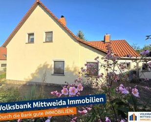 Schöne Doppelhaushälfte mit großem Grundstück und vielen Extras! - Mittweida