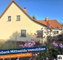 Schöne Doppelhaushälfte mit großem Grundstück und vielen Extras! - Mittweida