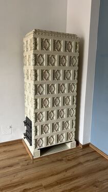 Kachelofen - Deko - Büro in Mittweida zur Miete