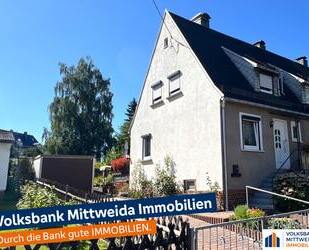 Doppelhaushälfte für die kleine Familie mit gepflegten Grundstück - Geringswalde