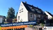 Hausansicht - Straßenseite - Doppelhaushälfte für die kleine Familie mit gepflegten Grundstück