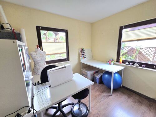 Büro-/ Gästezimmer im EG - 