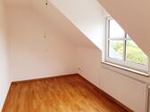 2. Kinder-/Arbeitszimmer - 