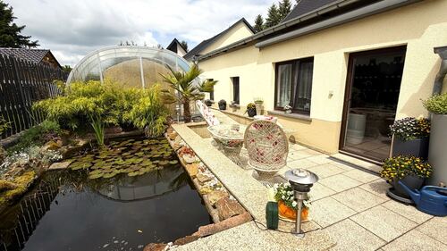 Terrasse - Hausansicht Rückseite - 7 Zimmer Einfamilienhaus in Geithain