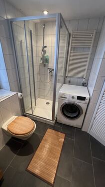 Bad mit Dusche im 2.OG - 