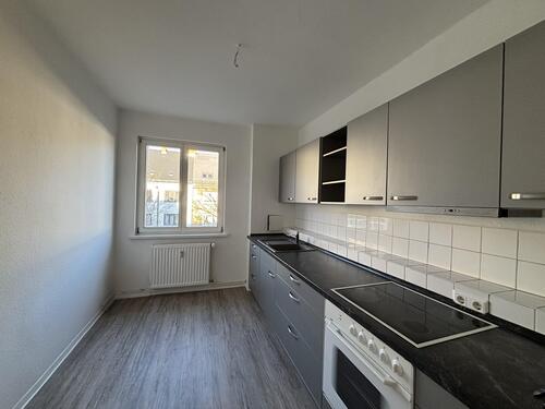 Küche - 3 Zimmer Etagenwohnung zur Miete in Chemnitz