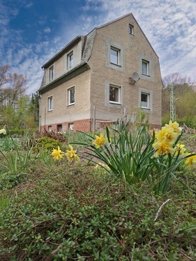 Seitenansicht - Einfamilienhaus mit 83,50 m&sup2; in Hainichen zum Kaufen