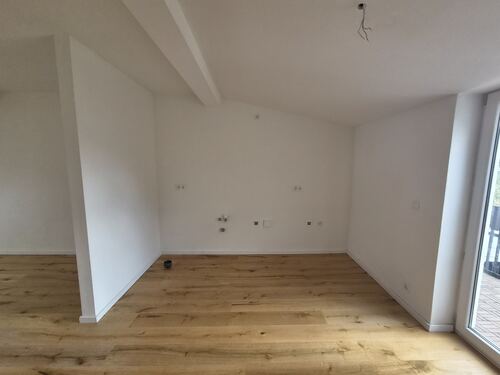 offener Küchenbereich - Etagenwohnung mit 135,00 m&sup2; in Hainichen zur Miete