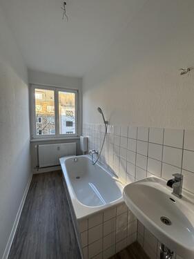 Bad - 2 Zimmer Etagenwohnung in Chemnitz