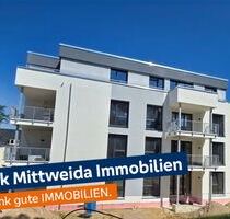 Erstbezug! Moderne 4-Zimmerwohnung mit Terrasse und Garage! - Hartmannsdorf