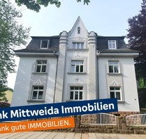 Exklusive 5-Zimmer-Wohnung in schöner Villa. Mit eigenem Gartenbereich und Garage. - Limbach-Oberfrohna