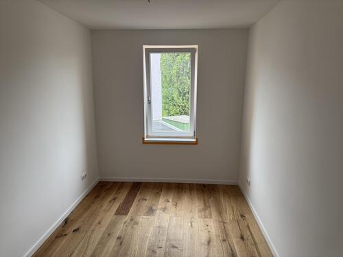 Schlafzimmer 1 - 4 Zimmer Etagenwohnung in Altmittweida