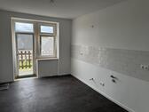 Küche mit Balkon - 4 Zimmer Etagenwohnung zur Miete in Altmittweida