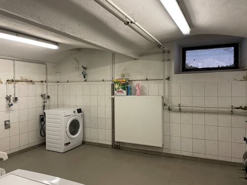 Waschmaschinen-Raum - 