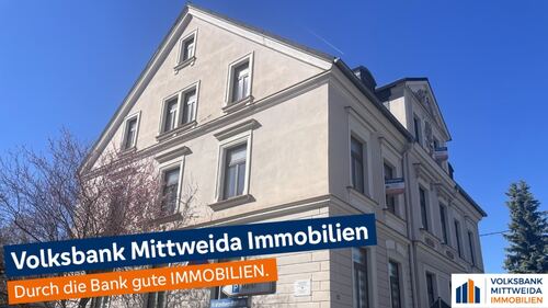 Hausansicht mit Wohnung im 1. OG - Für EIGENNUTZER ! Individuell gestaltbare Wohnung im 1. OG - mit Balkon, Garage und Stellplatz!