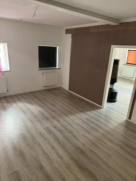 Wohnzimmer - 6 Zimmer Einfamilienhaus in Hainichen