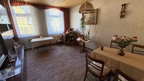 Wohnzimmer 1.OG - 4 Zimmer Mehrfamilienhaus, Wohnhaus zum Kaufen in Geringswalde