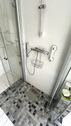 Bad mit Dusche und WC - 