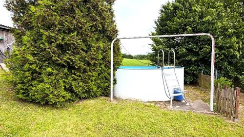 Pool im Garten - 