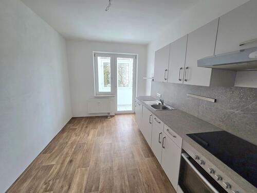 Küche - 3 Zimmer Erdgeschoßwohnung zur Miete in Chemnitz