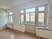 ...mit Zugang zum 2. Balkon - 