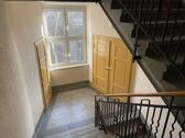 Abstellräume im Treppenhaus - 