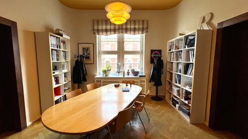 Besprechnungsraum im EG - 