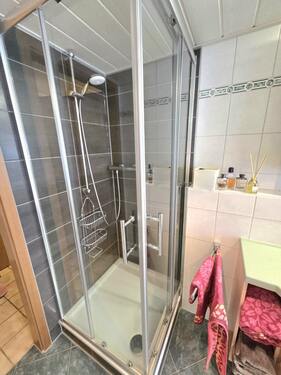 ...mit Dusche - 
