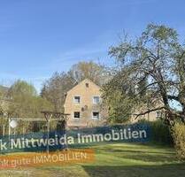 Einfamilienhaus mit großem Grundstück und Doppelgarage in ruhiger Lage! - Hainichen