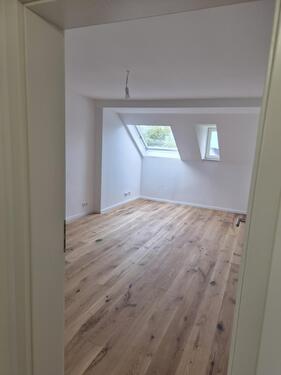Beispiel Schlafzimmer - 4 Zimmer Erdgeschoßwohnung zur Miete in Falkenstein