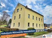 Straßenansicht - Attraktives Anlageobjekt! Mehrfamilienhaus in Oederan OT Gahlenz!