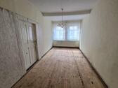 Zimmer im 1.OG - Mehrfamilienhaus, Wohnhaus mit 140,00 m&sup2; in Penig zum Kaufen