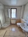 Bad mit Dusche im 1.OG - 
