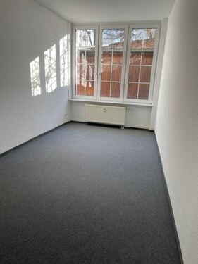 Büro 3 - 