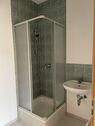 Umkleide mit Dusche - 