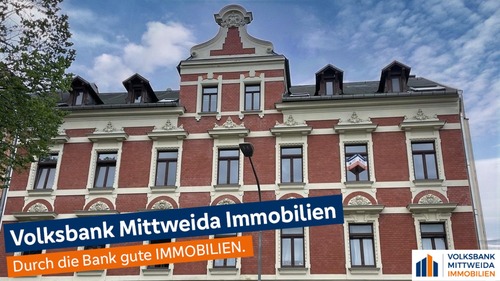 Hausansicht Straße - Neues Zuhause gesucht? Moderne 3-Zimmer-Wohnung auf 106 m²