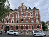 Hausansicht Straße - 3 Zimmer Etagenwohnung zur Miete in Falkenstein