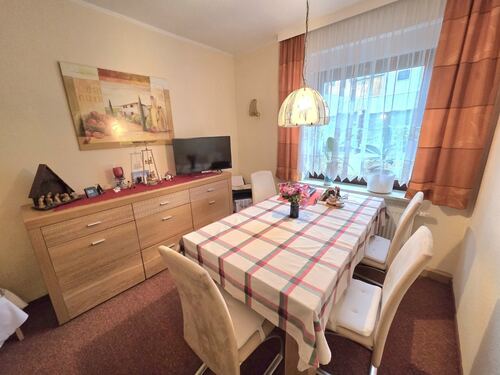 Kinder-/ Esszimmer - 